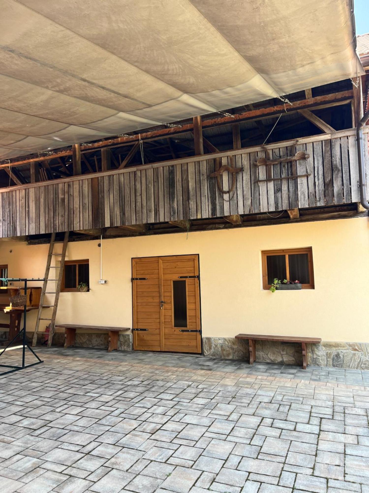 Domacija Brdar Βίλα Adlesici Εξωτερικό φωτογραφία